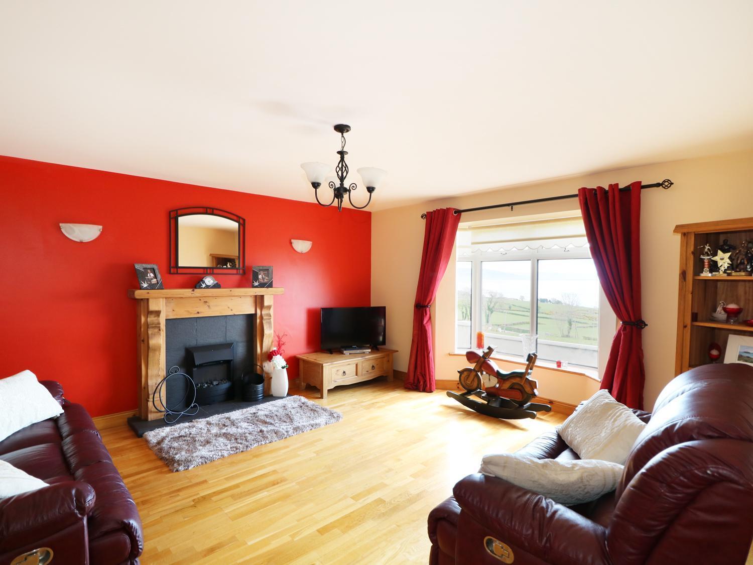 Tullyally Red Castle Exterior photo