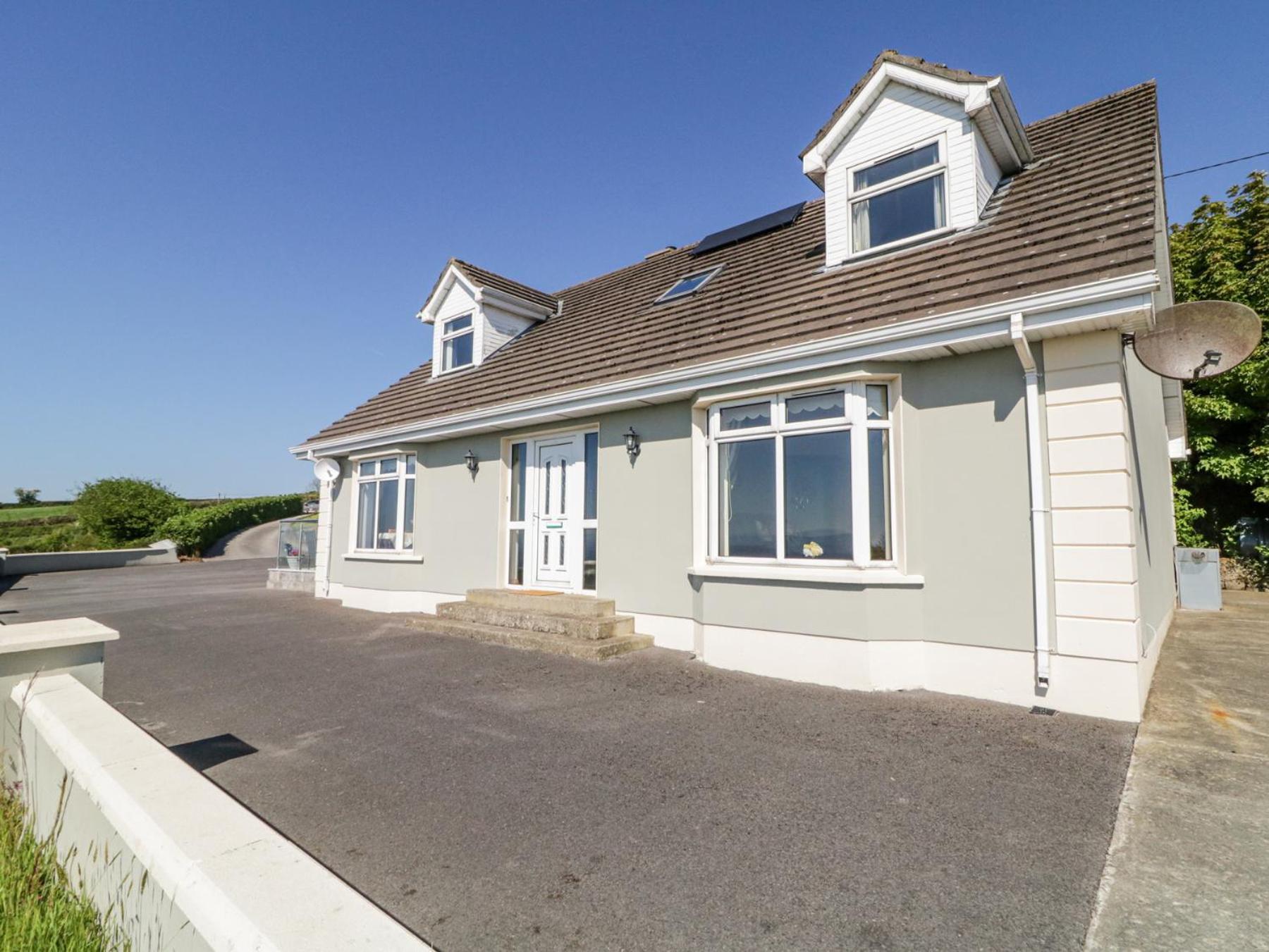 Tullyally Red Castle Exterior photo